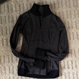 lululemon athletica Women's Dark Charcoal/Black Half-Zip Pullover Sweatshirt